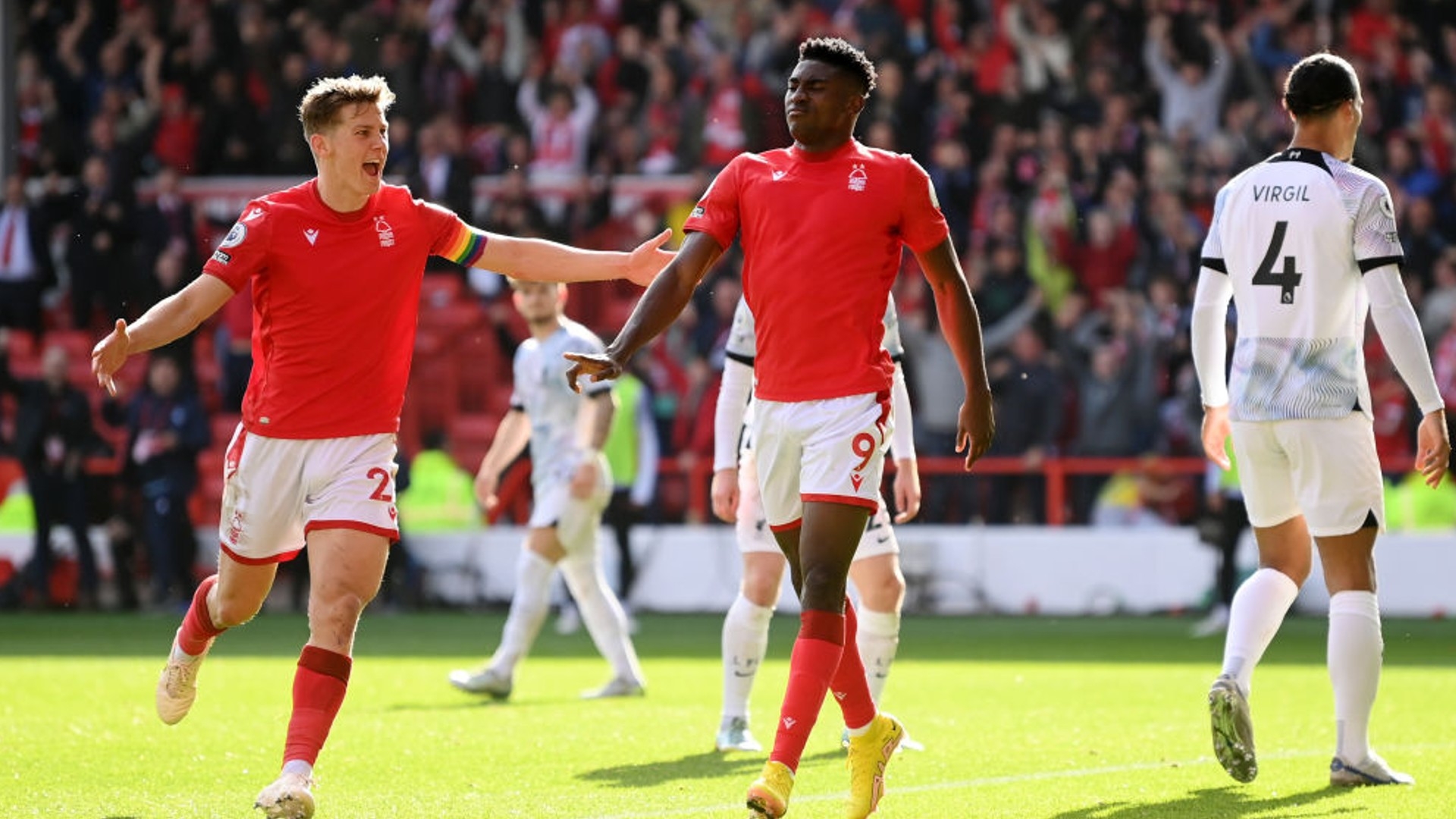 客场两度赴 客场两度赴