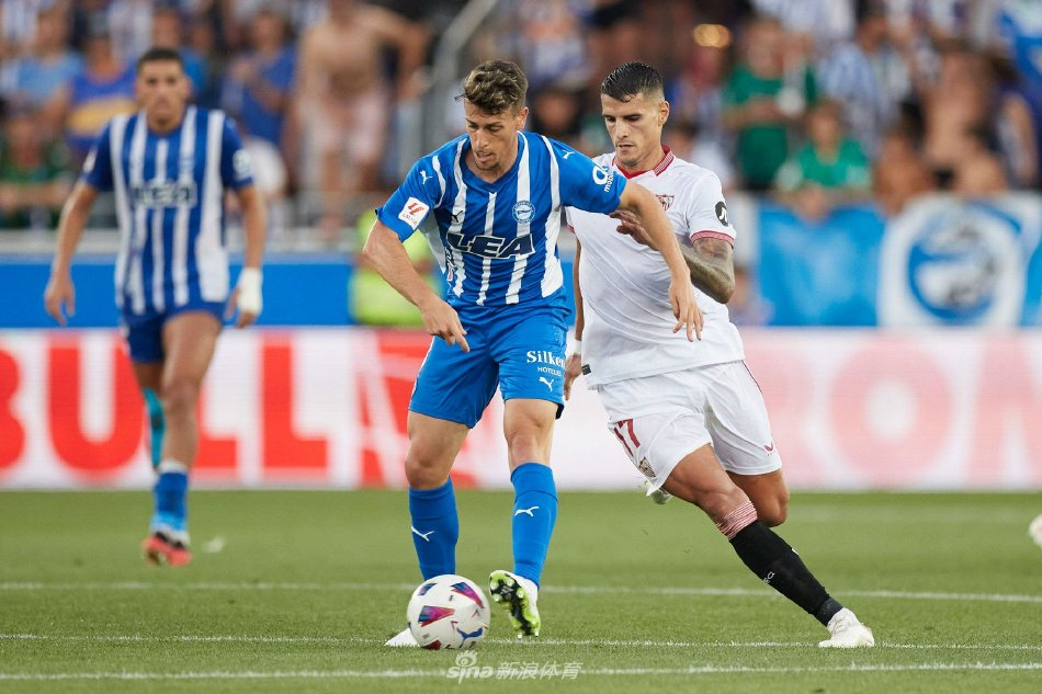 年轻球员在 年轻球员在